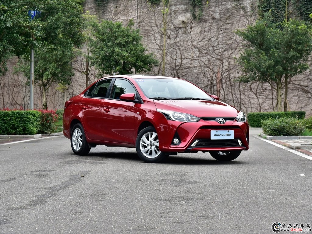 YARiS L  ͼ