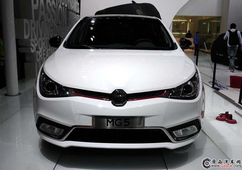 MG5车型 外观图