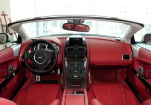 DB9内饰图