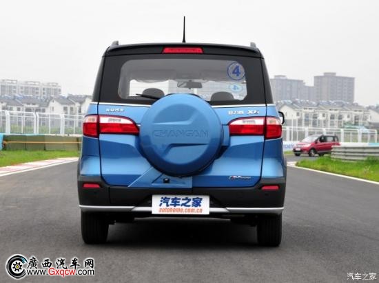 长安汽车 欧力威 2015款 X6 1.4L 手动珠峰版 长安汽车 欧力威 2015款 X6 1.4L 手动珠峰版