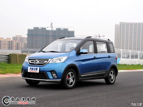 长安汽车 欧力威 2015款 X6 1.4L 手动珠峰版 长安汽车 欧力威 2015款 X6 1.4L 手动珠峰版