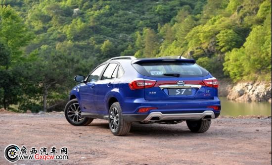 跟抢票告别我与比亚迪S7的欢乐归家之路
