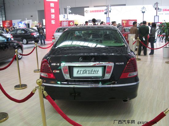 2009年南宁国际车展奔腾汽车图片