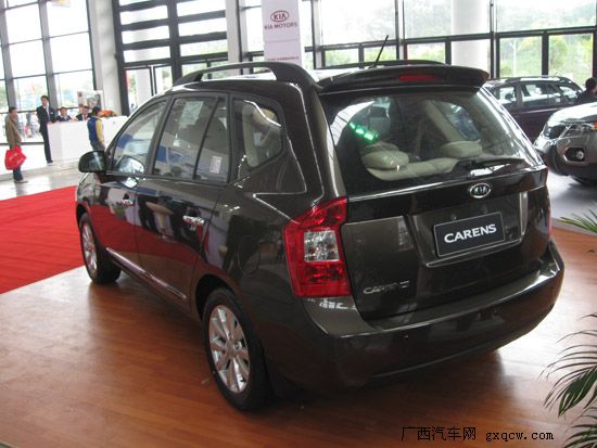 2009年南宁国际车展进口起亚汽车