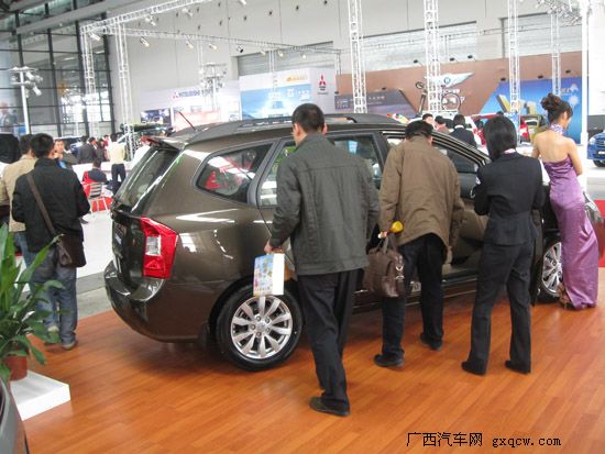 2009年南宁国际车展进口起亚汽车