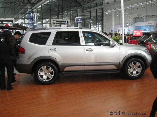 2009年南宁国际车展进口起亚汽车