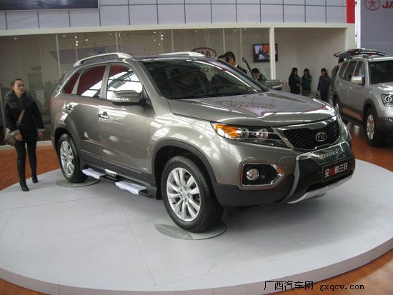 2009年南宁国际车展进口起亚汽车