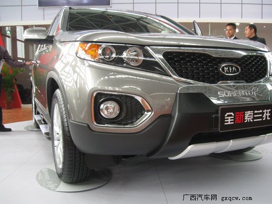 2009年南宁国际车展进口起亚汽车
