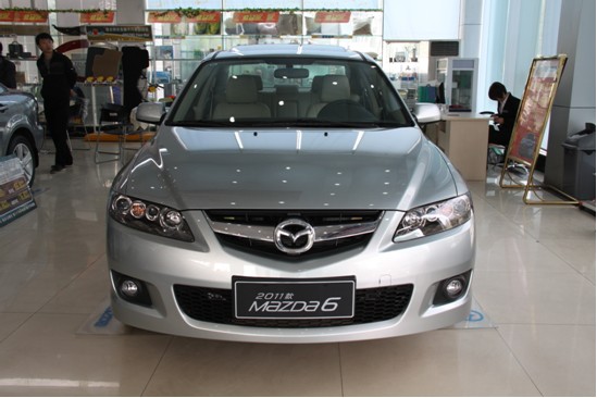 2011Դ6