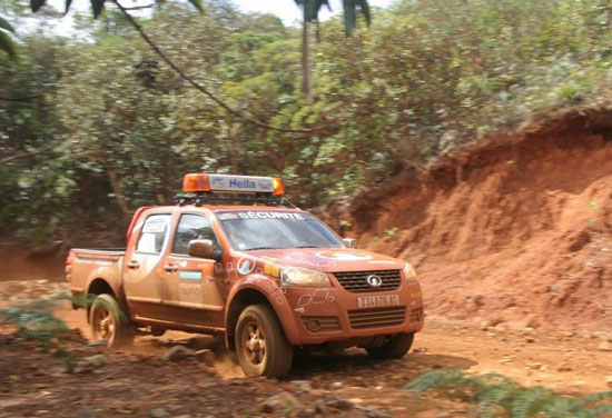 风骏皮卡在大洋洲新喀里多尼