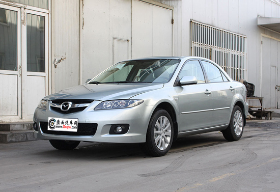 2011Դ6