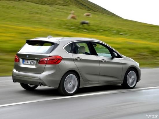 () 2ϵActive Tourer 2014 225i