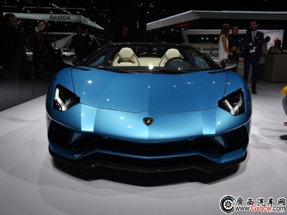 兰博基尼 Aventador 2018款 Aventador S Roadster