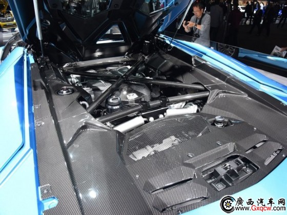 兰博基尼 Aventador 2018款 Aventador S Roadster